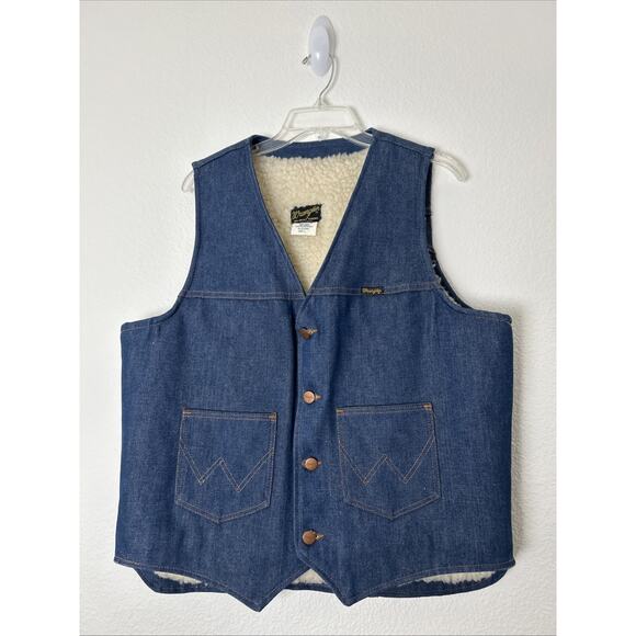 VTG WRANGLER Mens Vest L Denim Sherpa Outdoor Cowboy Hippy Pockets Button Down - Picture 1 of 8